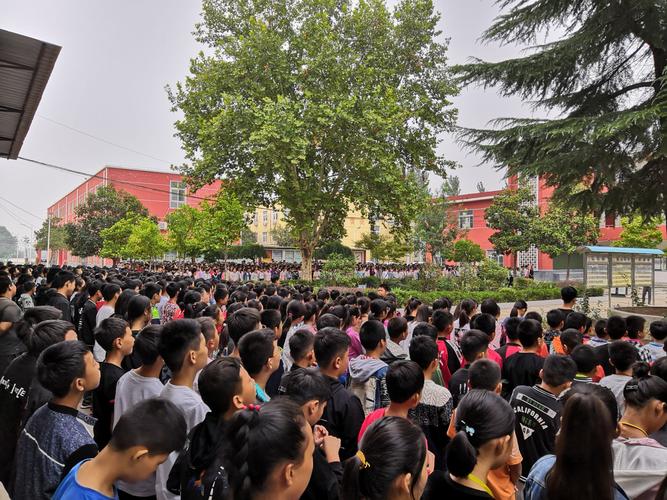 筑牢网络防线，护航青春成长——范湖乡初级中学网络安全宣传周活动侧记